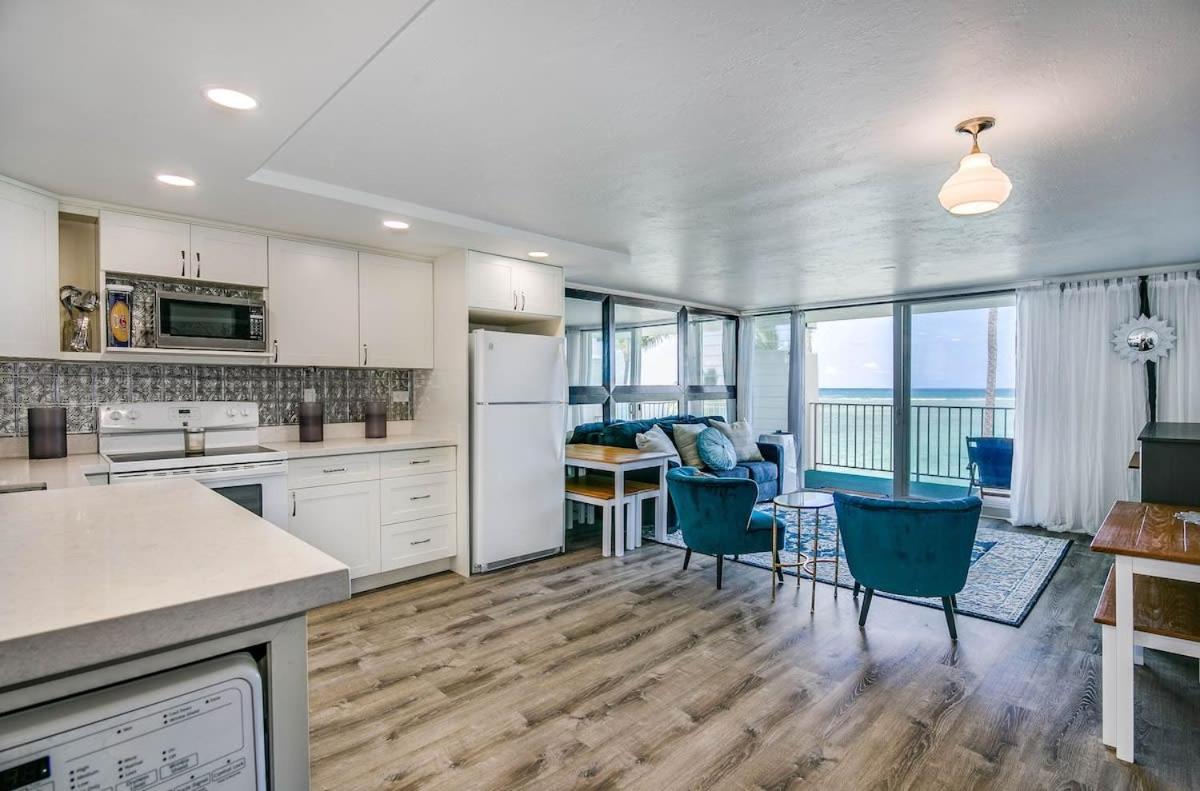 Luxury Beachfront Condo Hau'ula Eksteriør bilde